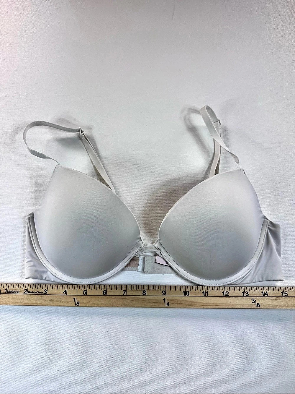 Victoria's Secret Padded Plunge Bra White Adjustable Straps Lined Wired 34D